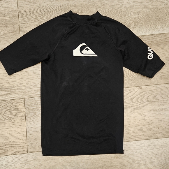 Quiksilver Black Rash Guard - Picture 1 of 5